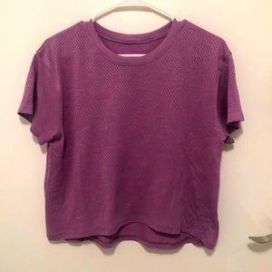 EUC Lululemon Tee